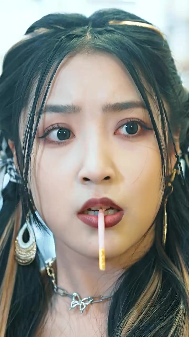 闪婚后，大叔每天狂宠我